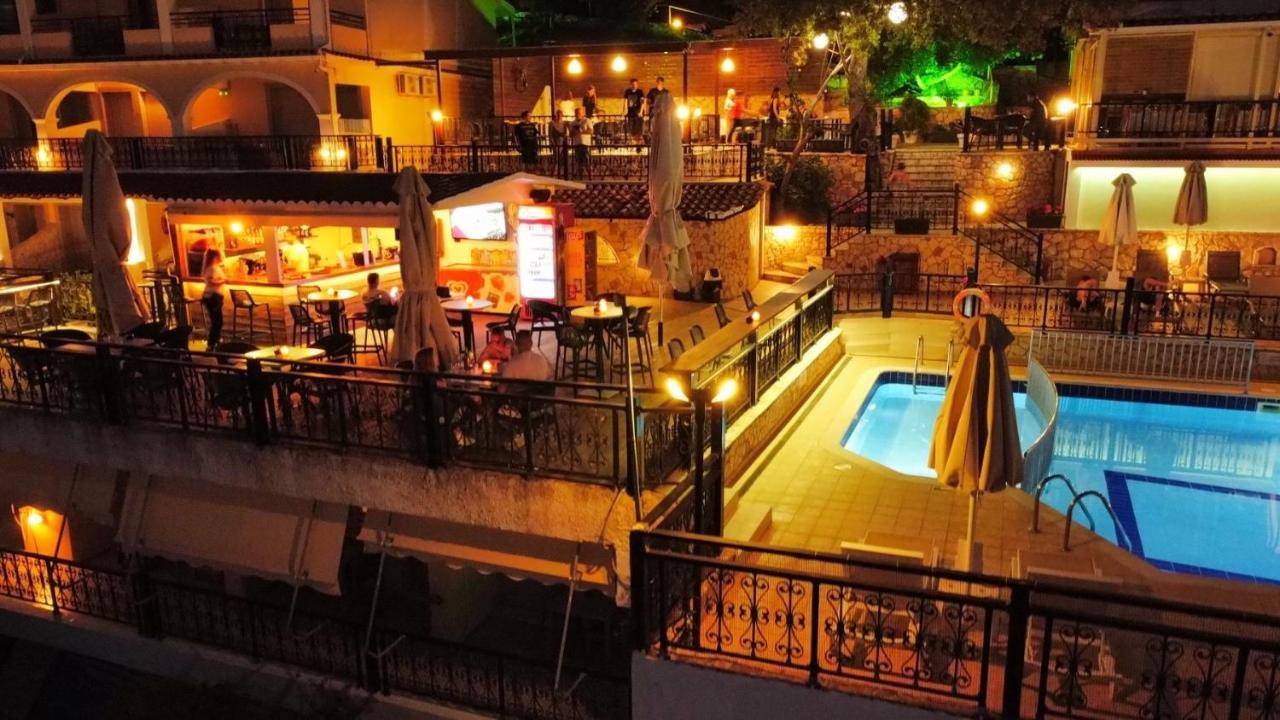 Zante Palace チィリヴィ エクステリア 写真