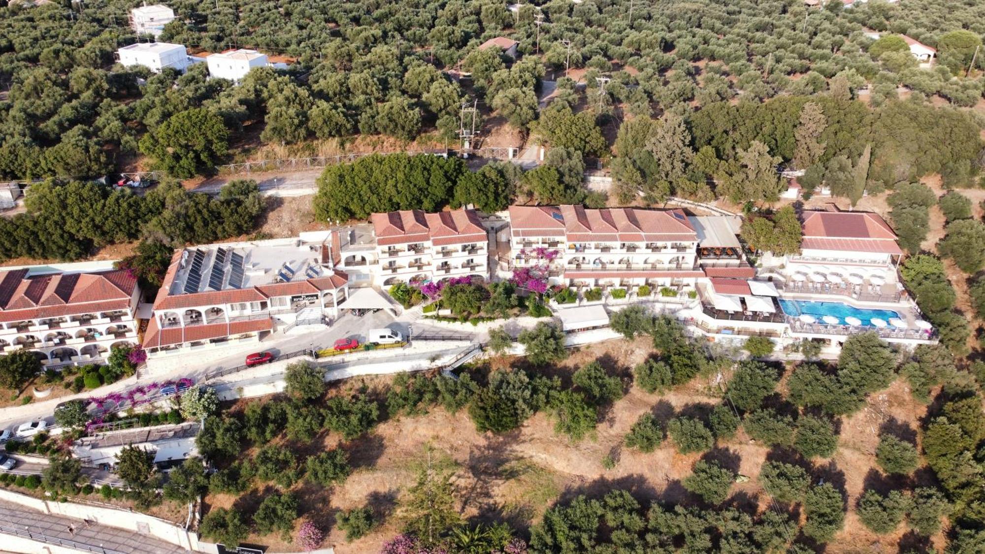 Zante Palace チィリヴィ エクステリア 写真