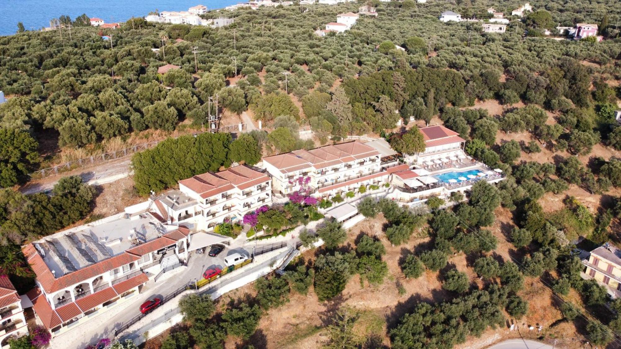 Zante Palace チィリヴィ エクステリア 写真