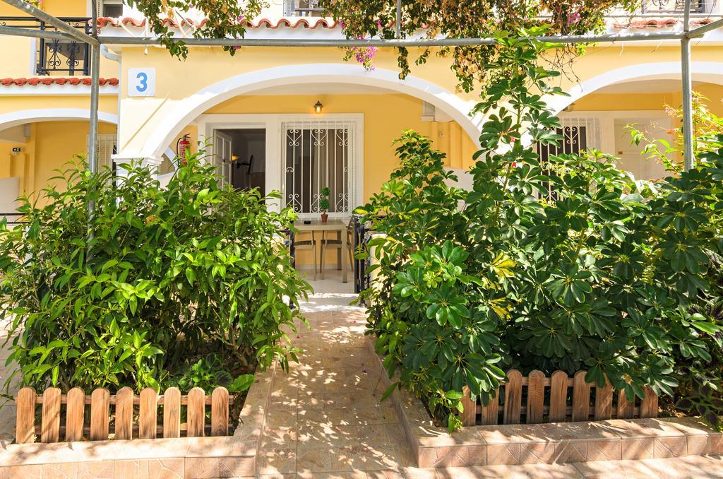 Zante Palace チィリヴィ エクステリア 写真