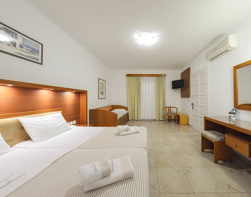 Zante Palace チィリヴィ エクステリア 写真